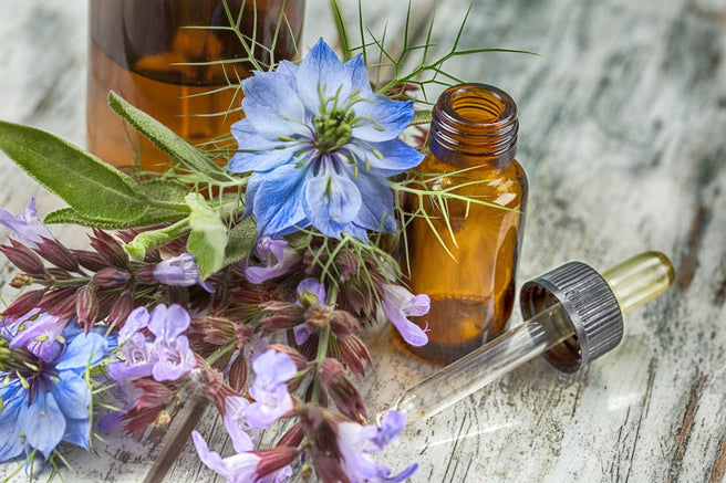 Essential oils for First Aid