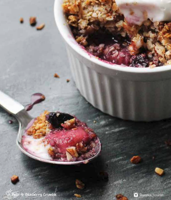 Sugar-Free Pear And Blueberry Crumble