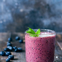 Spicy blueberry mint and ginger smoothie