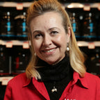 Krista Gilen, Store Manager, Qualified Dietitian, Naturopath & Herbalist, at Mr Vitamins Green Hills