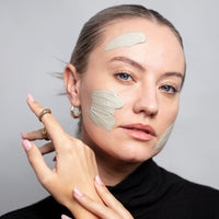 Antipodes Halo Skin-Brightening Facial Mud Mask | Mr Vitamins