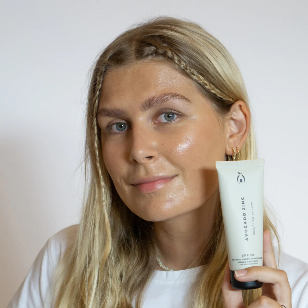 Avocado Zinc SPF50 Natural Tinted Moisturiser Medium - Dark